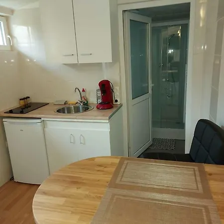 Au Calme Wifi 600m Centre Parking Prive